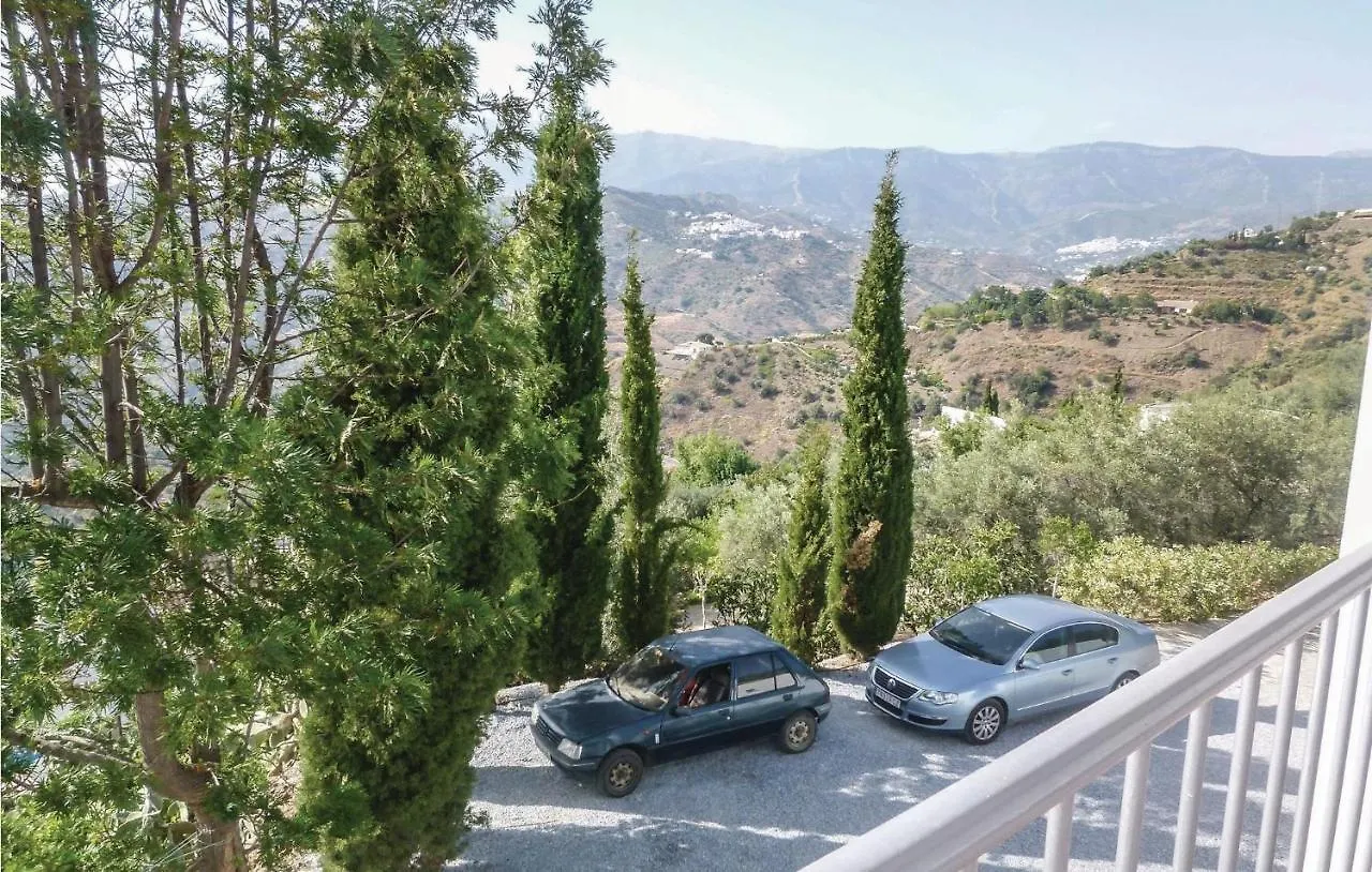 Stunning Home In Sayalonga With Wifi