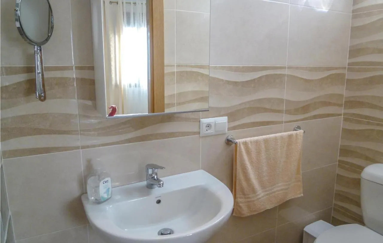 Stunning Home In Sayalonga With Wifi