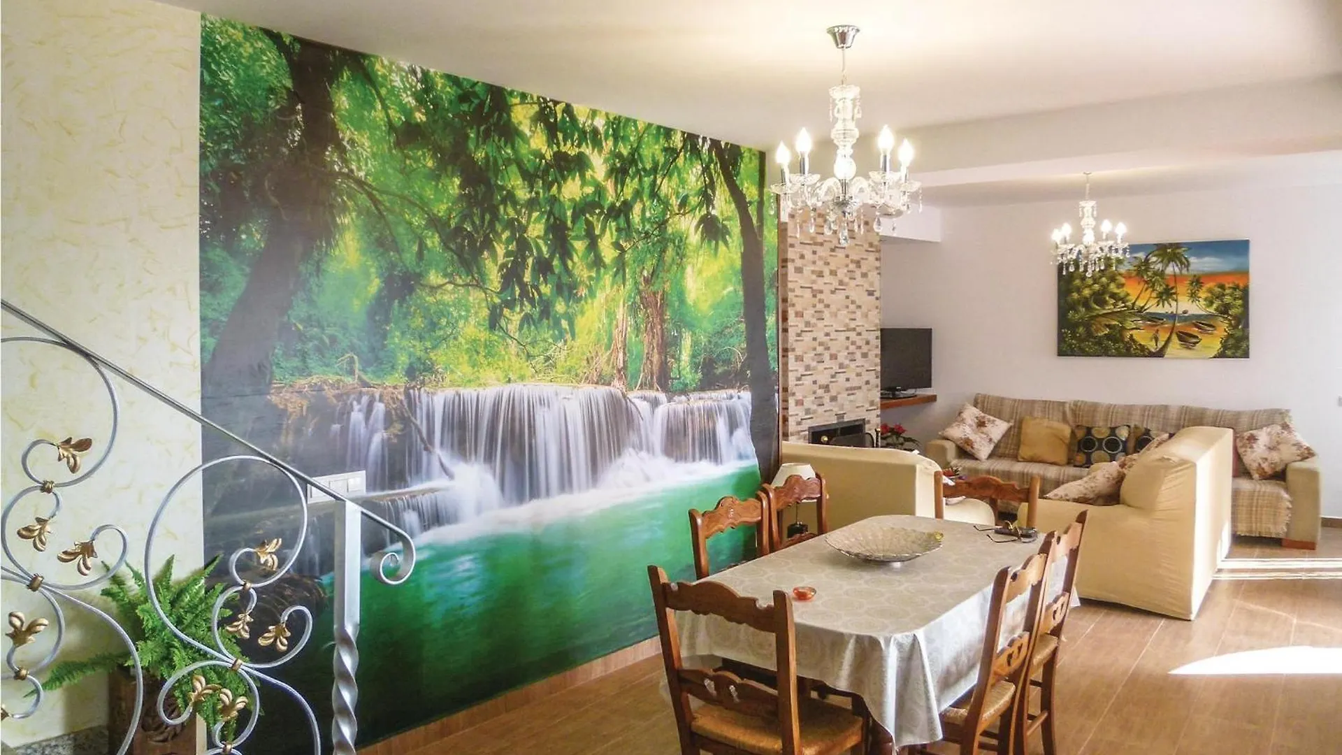 Stunning Home In Sayalonga With Wifi Prázdninový dům